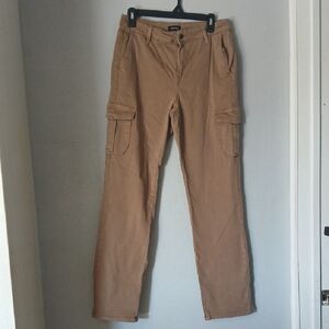 Well Worn Women's Brown Cargo Pants Size 10-30